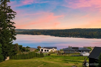 5503 19th St Ct NW, Gig Harbor, WA 98335