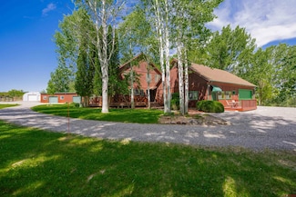 60714 W Oak Grove Rd, Montrose, CO 81403