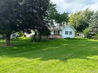 8058 Packard Rd, Morenci, MI 49256