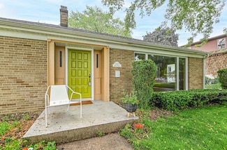 2823 N Main St, Racine, WI 53402