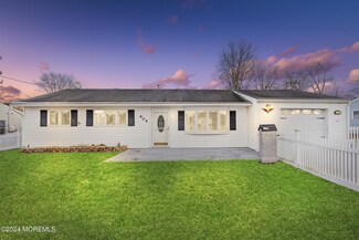 404 Applegate Ave, Toms River, NJ 08757