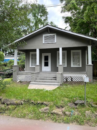 811 Milton Barnes Ave, Hattiesburg, MS 39401