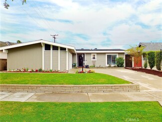 12181 Pine St, Los Alamitos, CA 90720