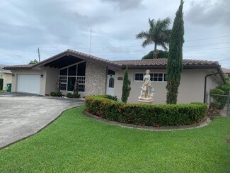 900 NW 207th St, Miami, FL 33169
