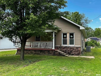 503 W Reed St, Benton, IL 62812