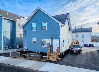 105 Metcalf St, Providence, RI 02904