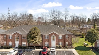 9308 Pine Lake Dr Unit 202, Louisville, KY 40220