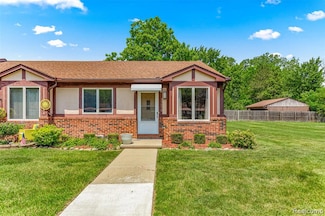 33050 Woodworth Ct, Westland, MI 48185