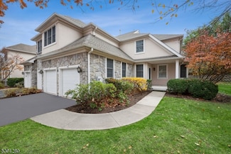 14 Hadley Ct, Basking Ridge, NJ 07920