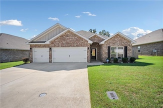 3369 Woodlands Dr, Saraland, AL 36571