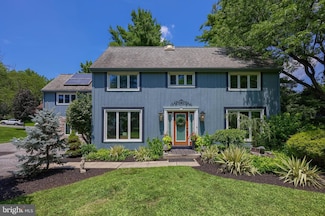 2 Whitcraft Dr, Lititz, PA 17543