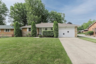 1892 Dunellon Dr, Cleveland, OH 44124