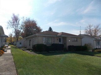 611 E Taggart St, East Palestine, OH 44413