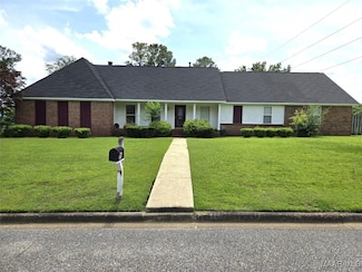 107 Lashley Dr, Selma, AL 36701