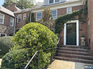 185 E Palisade Ave Unit D4A, Englewood, NJ 07631