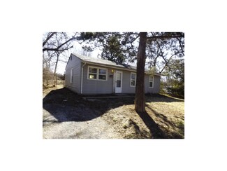 4303 E 45th Terrace, Kansas City, MO 64130