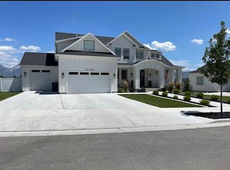11619 S Halcom Dr, South Jordan, UT 84095