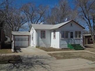 104 3rd Ave, Edgemont, SD 57735