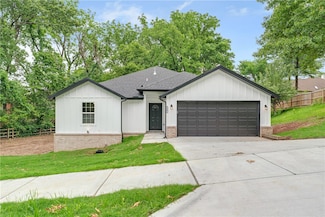 1328 San Miguel Dr, Springdale, AR 72762