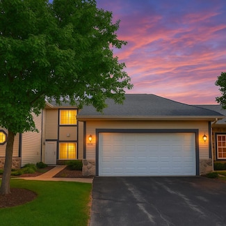 5394 S Hidden Dr Unit 5A, Milwaukee, WI 53221