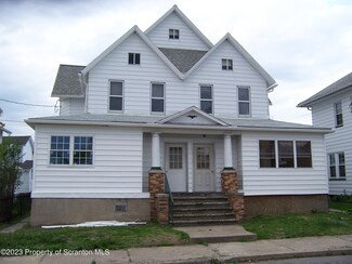 56 Wood St, Pittston, PA 18640