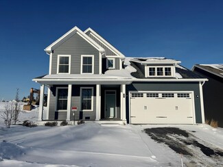 77 Daniel Dr, South Burlington, VT 05403