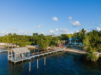 87950 Overseas Hwy, Islamorada, FL 33036