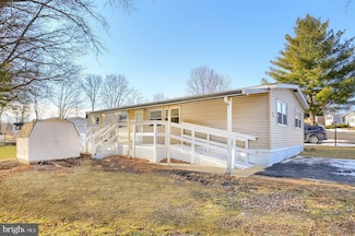712 Owl Ct, Mechanicsburg, PA 17050