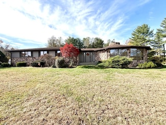 113 Nancris Dr, Buckhannon, WV 26201