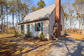 114 Searsville Rd, South Dennis, MA 02660