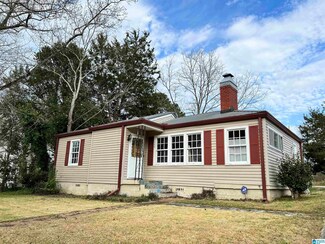 208 S Cannon Ave, Sylacauga, AL 35150