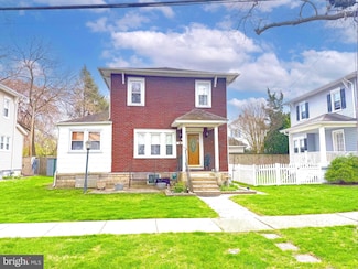 102 Cherry St, Audubon, NJ 08106