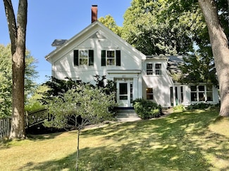 13 Allen St, Bath, ME 04530