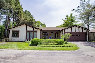 1436 Estate Ln Unit 36, Glenview, IL 60025