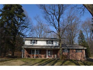 280 Mckenzie Rd, Clinton, PA 15026