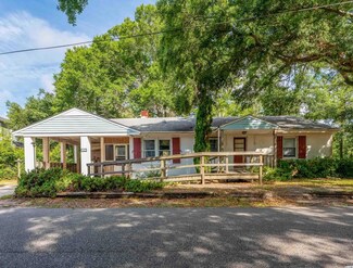 1412 N Palmetto Dr, Surfside Beach, SC 29575