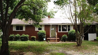 110 Perry St, Garysburg, NC 27831