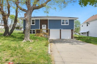 1615 5th Ave, Leavenworth, KS 66048