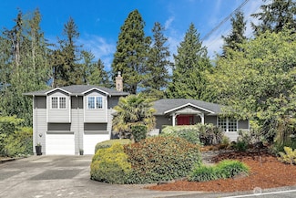 216 SW 192nd St, Normandy Park, WA 98166