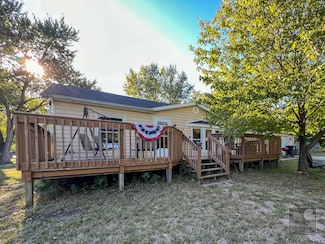 604 Ridgelawn Dr, Hobart, IN 46342