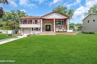 15 Windsor Rd, Howell, NJ 07731