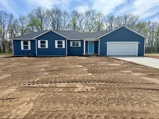 3220 Signal Point Dr, Allegan, MI 49010