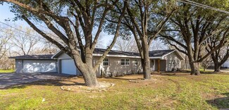 1705 Austin Dr, Kaufman, TX 75142