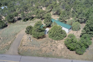 24 Buckboard Rd, Tijeras, NM 87059