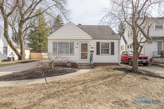 3007 Heatherdowns Blvd, Toledo, OH 43614