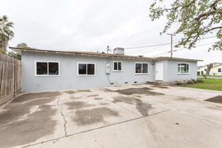 621 E Laurel Ave, Visalia, CA 93292
