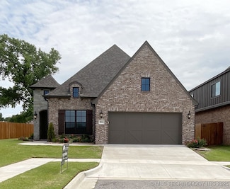 9214 E 62nd Ct S, Tulsa, OK 74133