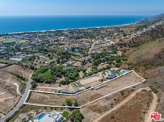 29675 Cuthbert Rd, Malibu, CA 90265