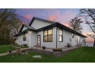 11138 Cove Dr, Onamia, MN 56359