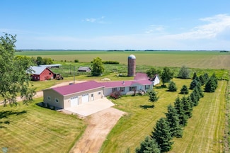 8070 151st Ave SE, Wyndmere, ND 58081